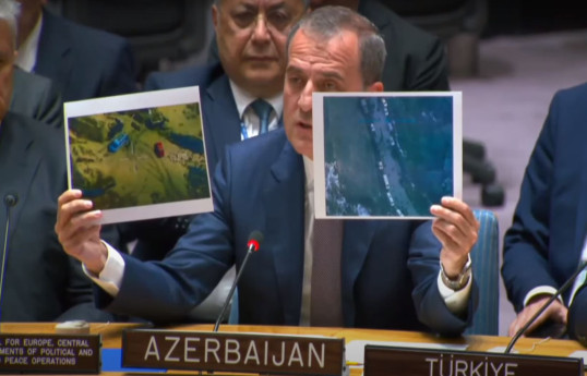 Azərbaycanın XİN başçısı antiterror əməliyyatlarında dinc sakinlərin hədəf alınmadığını BMT-də fototolarla sübut edib