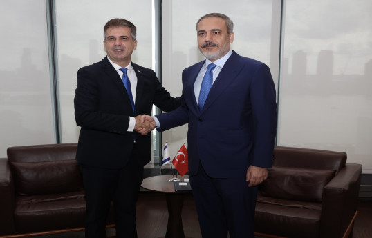 Hakan Fidan israilli həmkarı ilə görüşüb