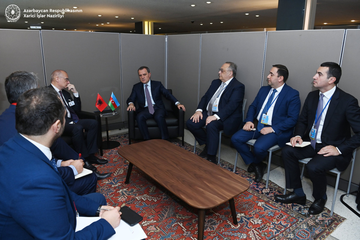 Джейхун Байрамов обсудил с главой МИД Албании реинтеграцию армянского населения в Карабах-ФОТО 