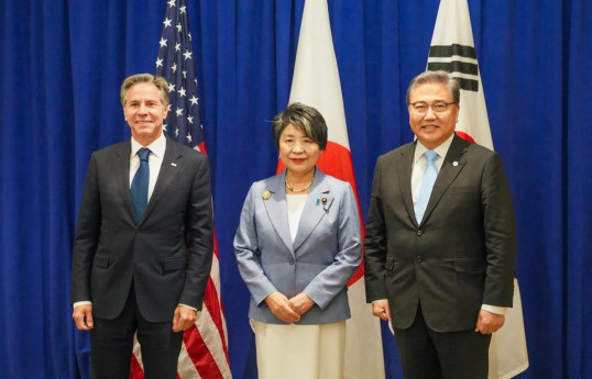 US Secretary of State Antony Blinken, Japanese Foreign Minister Yoko Kamikawa, and South Korean Foreign Minister Park Jin