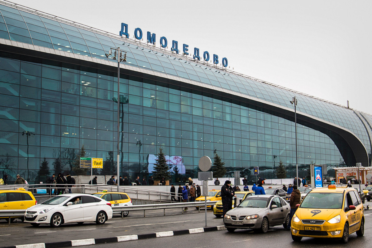 Московский аэропорт Домодедово временно не принимает и не отправляет рейсы