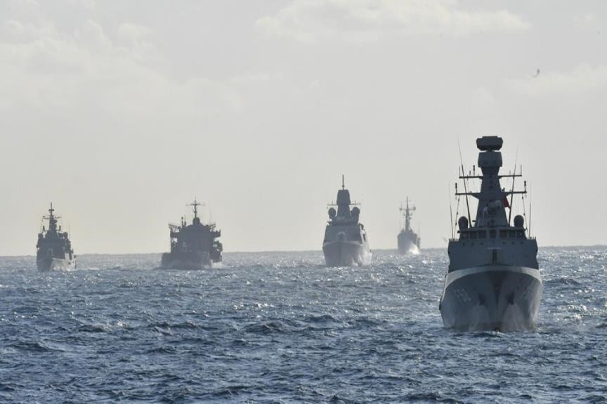 Южная Корея и США начали военно-морские учения в Японском море
