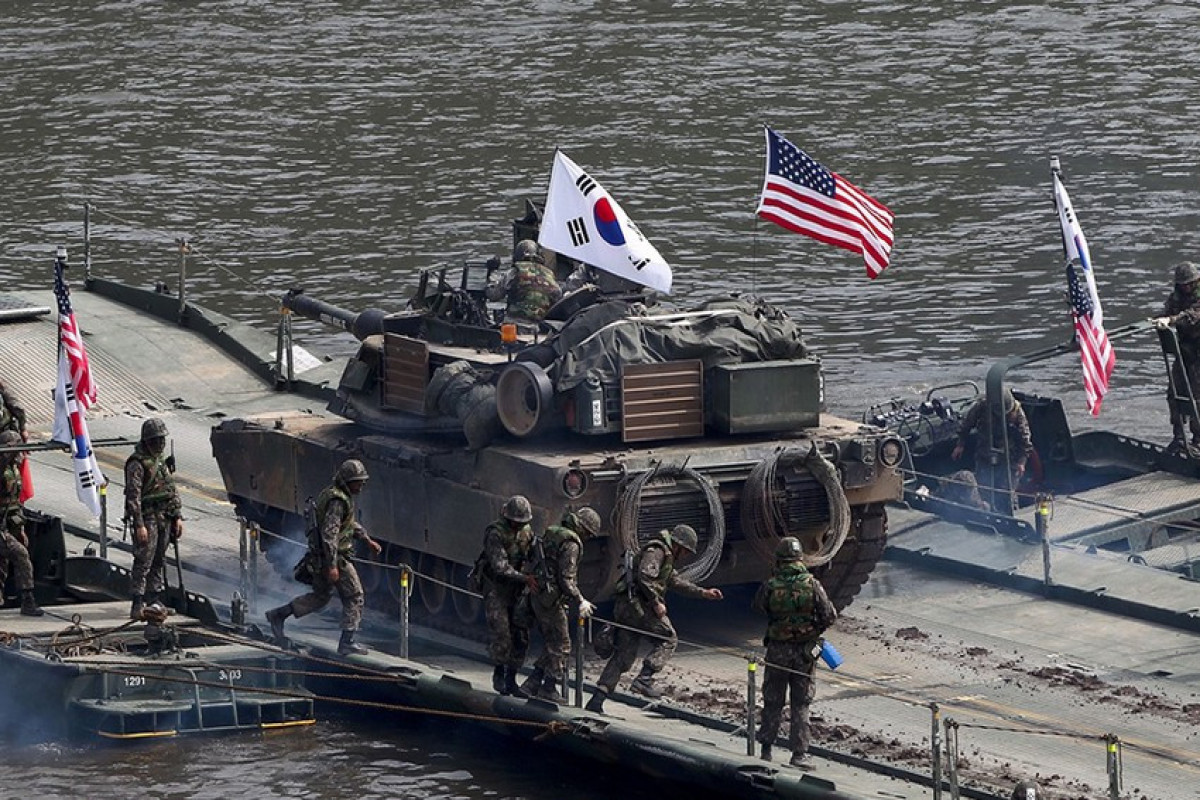 Cənubi Koreya və ABŞ Yapon dənizində hərbi təlimlərə başlayır