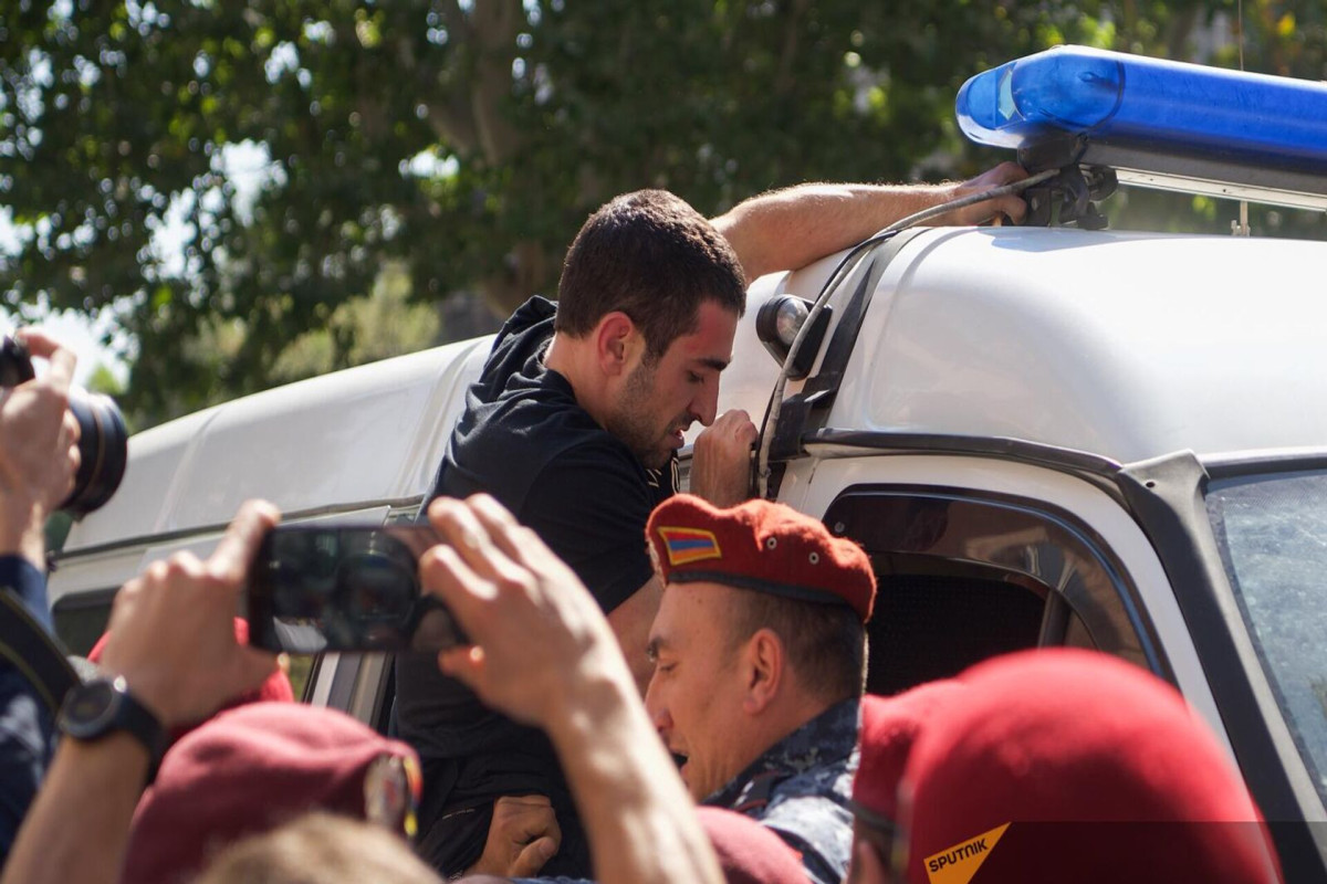 Сын экс-президента Армении арестован на месяц