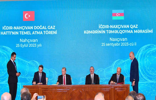 Azərbaycan və Türkiyə bərpa olunan enerji mənbələrinə dair anlaşma memorandumu imzalayıb