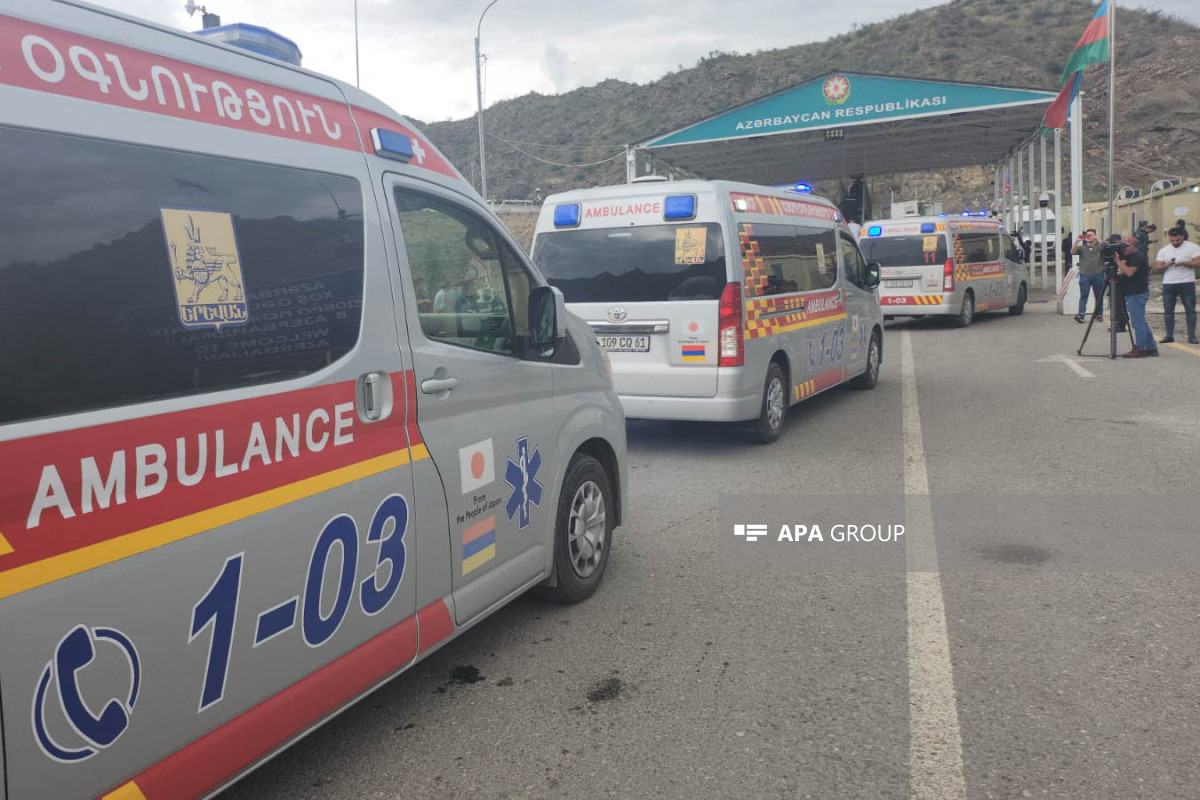 İrəvandan gələn ambulanslar Xankəndiyə keçid edib - FOTO  - VİDEO 