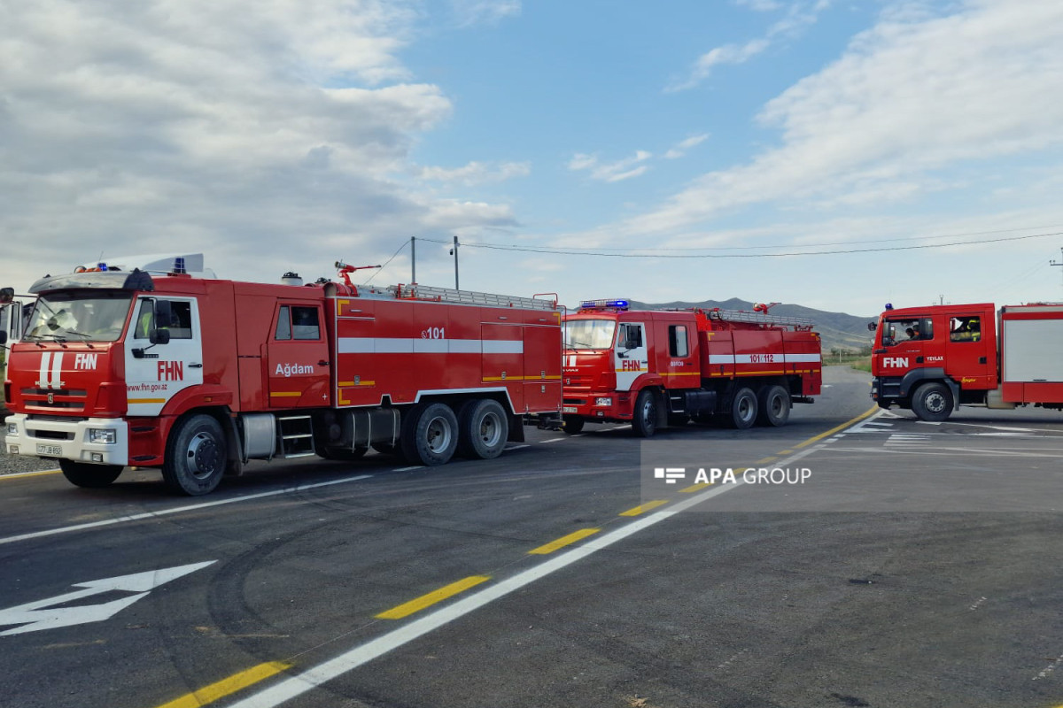В Ханкенди отправлены 15 пожарных автомобилей спецназначения МЧС с личным составом  - ФОТО-ВИДЕО-ОБНОВЛЕНО 