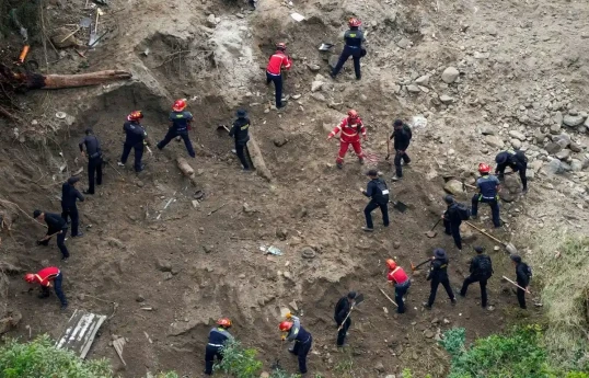 Meksikada torpaq sürüşməsi nəticəsində 7 nəfər ölüb