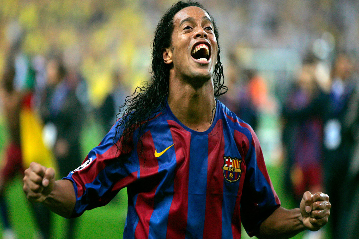 Ronaldinyo 2000-ci illərin ən yaxşı futbolçusu seçilib