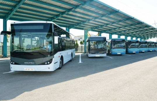 Azərbaycan Xankəndidən mülki ermənilərin Ermənistana daşınması üçün 30 avtobus göndərib