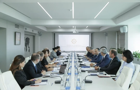 Sosial və İqtisadi məsələlər üzrə Üçtərəfli Komissiyanın növbəti iclası olub