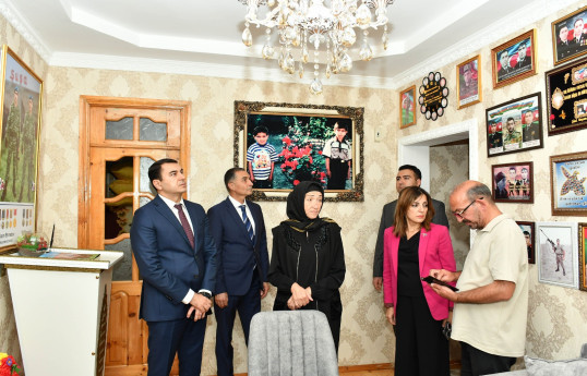 Adil Kərimli Mingəçevirdə mədəniyyət müəssisələrində olub