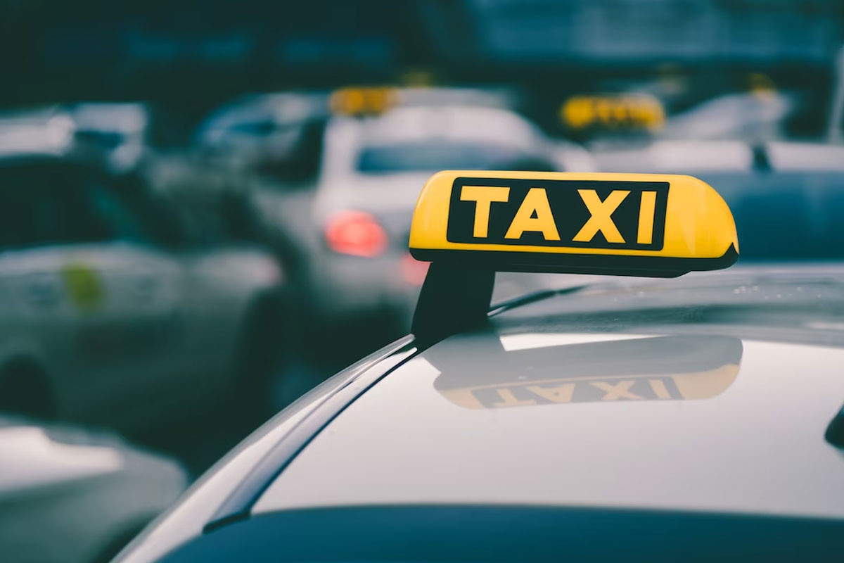 С завтрашнего дня вступают в силу новые требования к пассажироперевозкам легковыми автомобилями такси