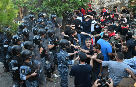 Ermənilərin Livanda Azərbaycan səfirliyinə hücumu zamanı 25 polis xəsarət alıb