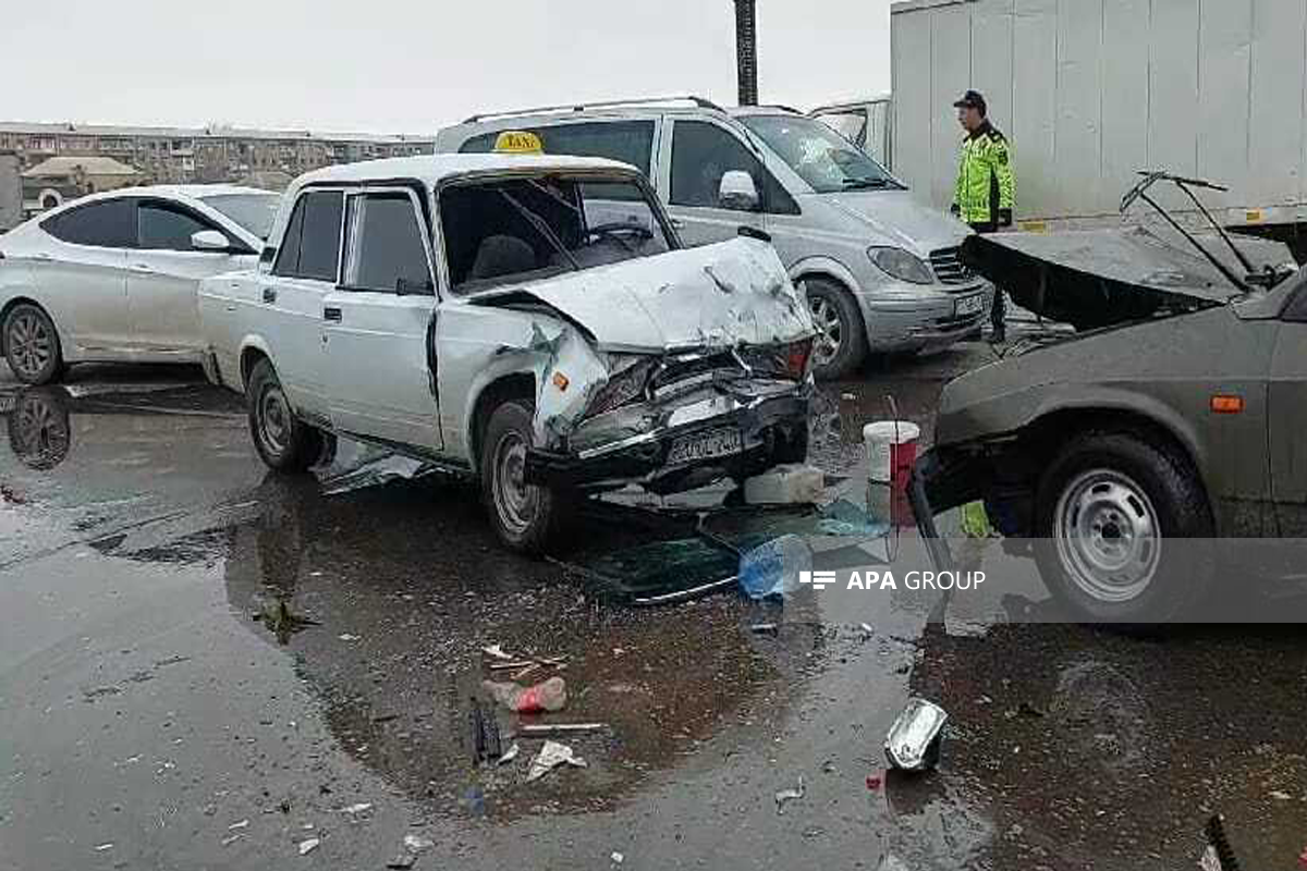 Gəncədə qəza baş verib, xəsarət alanlar var  - FOTO 