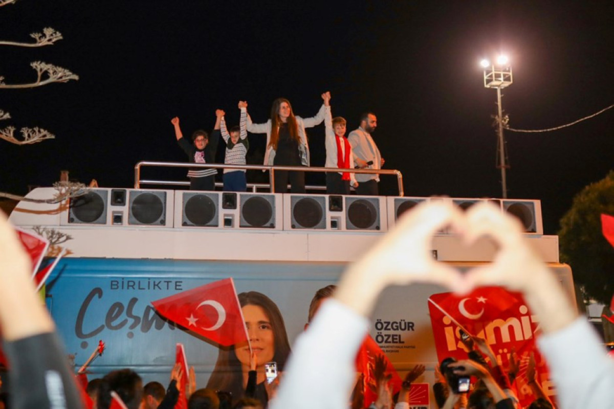 Mustafa Denizlinin qızı bələdiyyə sədri olub