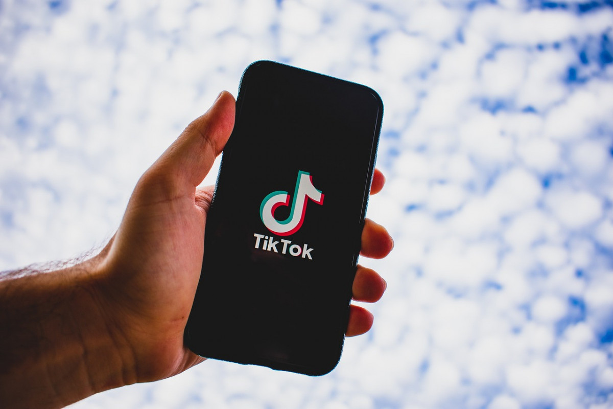 TikTok 2023-cü ildə Azərbaycanda iki milyondan çox videonu silib