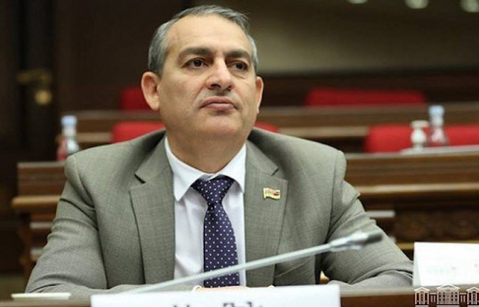 Erməni deputat: Rusiyanın hərbi bazası lazım olan anda ölkəmizə dəstək verməyib
