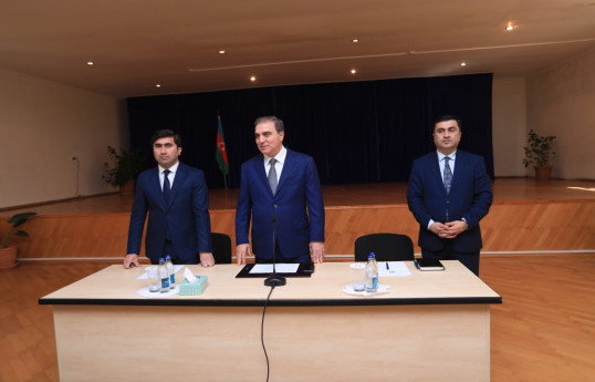 Gəncə ŞİH başçısı sakinlərlə görüşüb