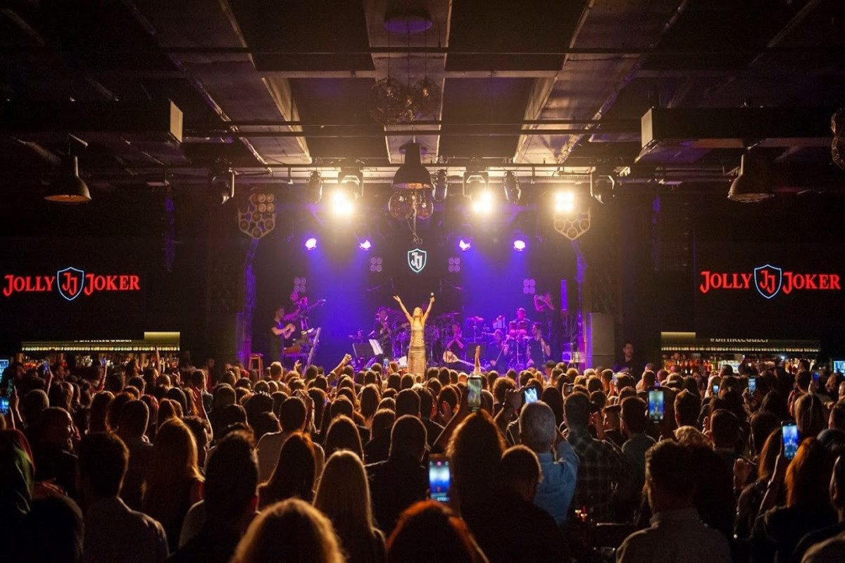 “Jolly Joker” Bakıdakı Yeni Məkanı ilə Sərhədlərini Genişləndirir - FOTO 