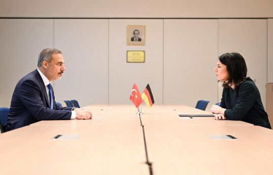 Türkiyə və Almaniya XİN rəhbərləri görüşüb