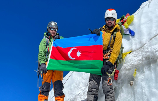 FHN-in əməkdaşı Himalay dağ silsiləsinə yürüş edib - FOTO 