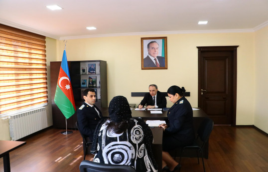 Baş prokuror Neftçalada vətəndaşları qəbul edib