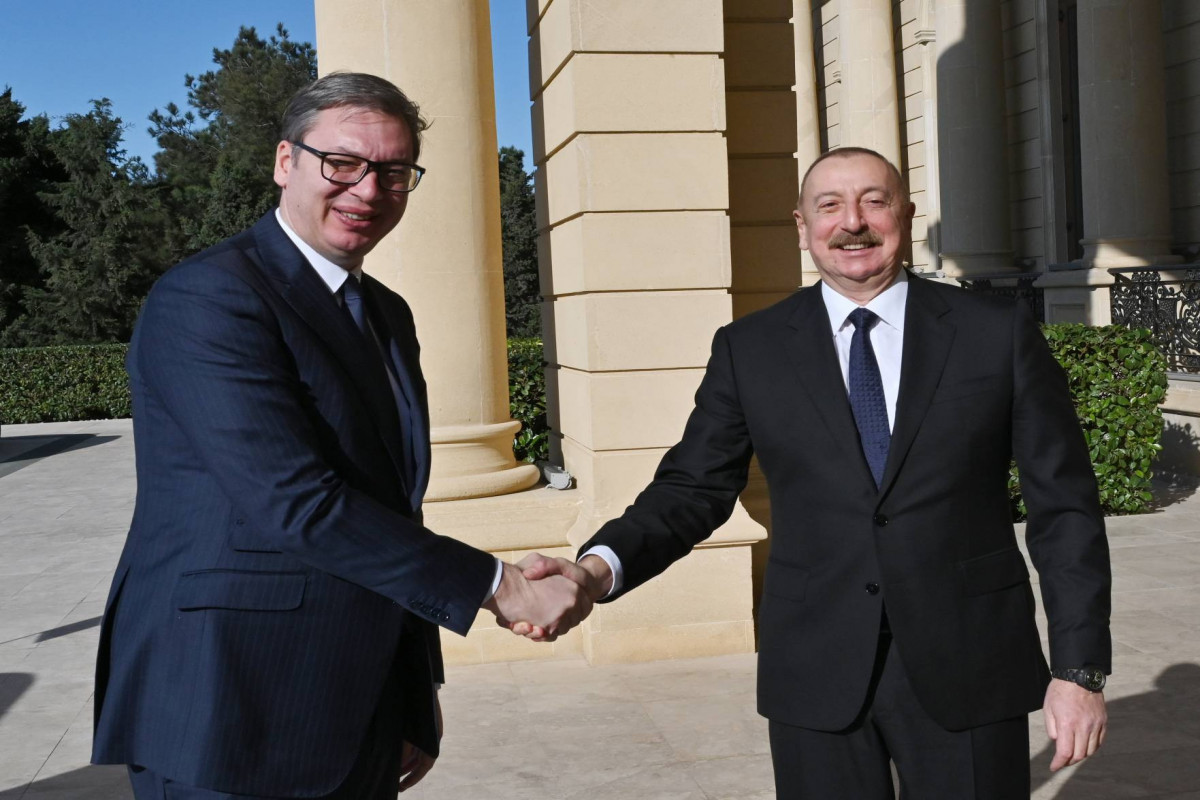 Александар Вучич позвонил Президенту Ильхаму Алиеву