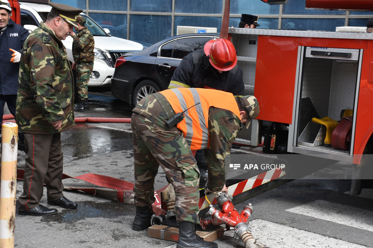 МЧС Азербайджана: За минувшие сутки осуществлено 23 выезда на пожары, спасено 5 человек