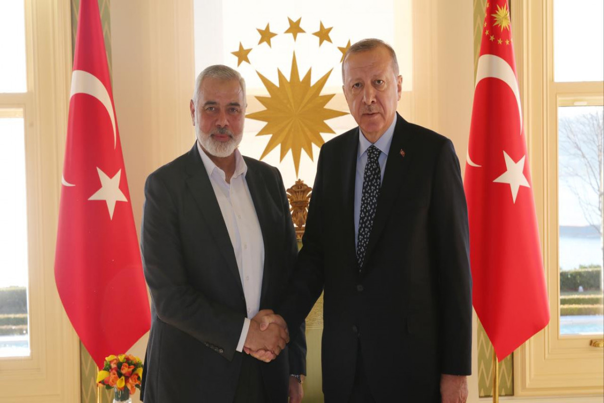 Turkish President Erdogan receives Hamas chief in Istanbul