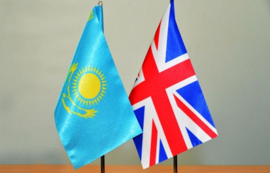 Qazaxıstan və Britaniya strateji tərəfdaşlıq haqqında sənəd imzalayıb