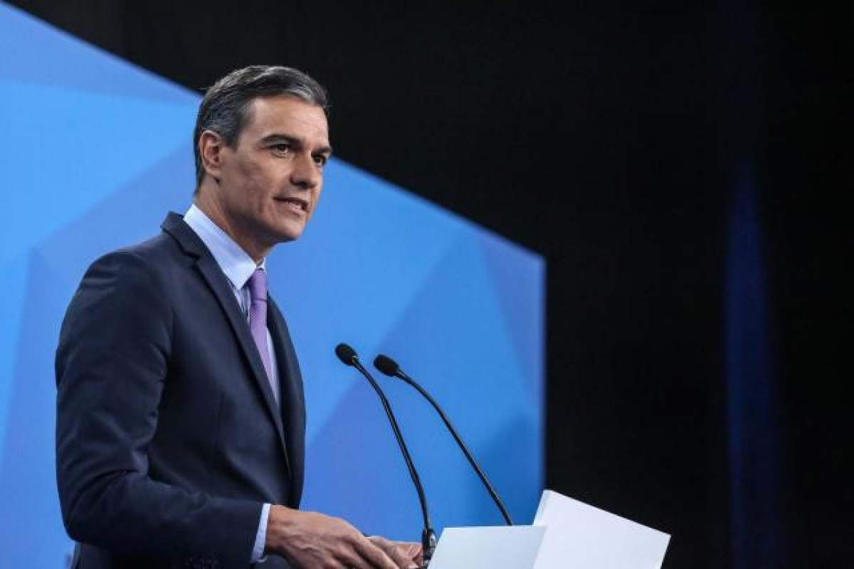 Spanish PM says he’s considering quitting as premier