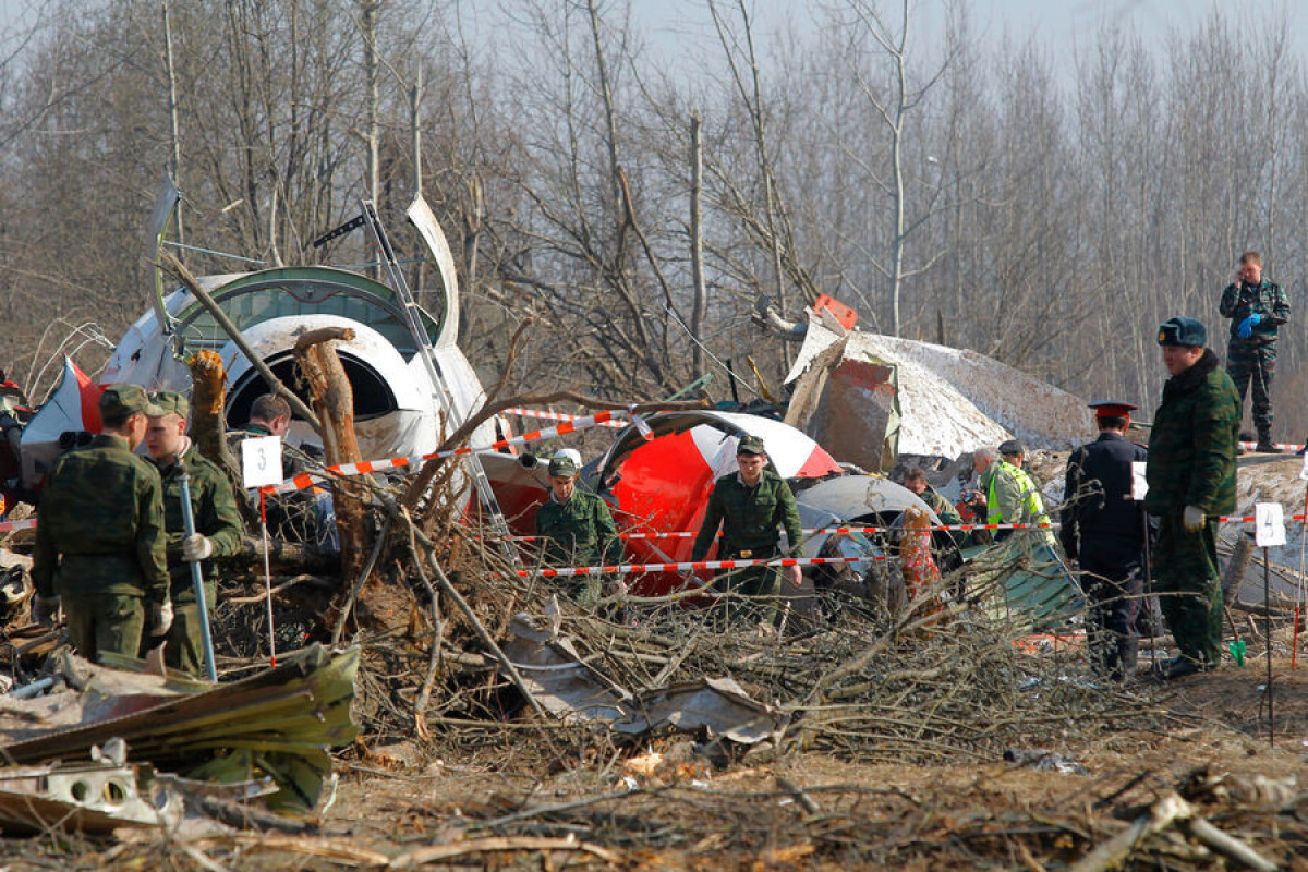 Генпрокуратура Польши: Следов взрыва на борту Ту-154 Качиньского не обнаружено