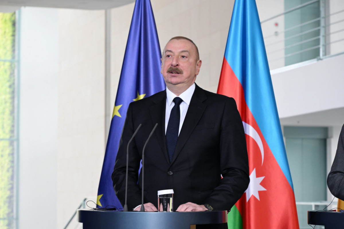 Президент Ильхам Алиев: Мы высоко оцениваем мирные переговоры, идущие между Азербайджаном и Арменией