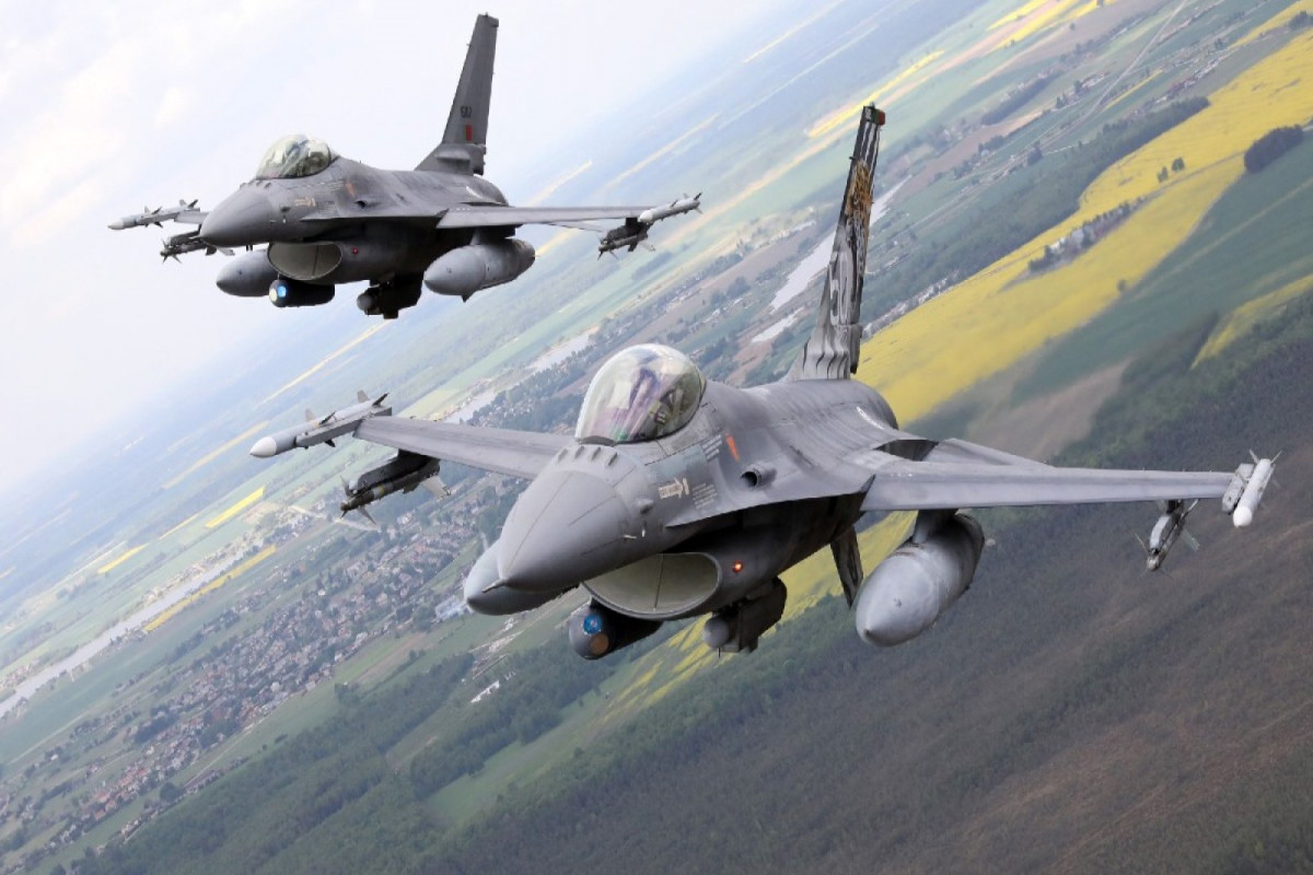 Пентагон: F-16 начнут прибывать в Украину в этом году вместе с обученными пилотами