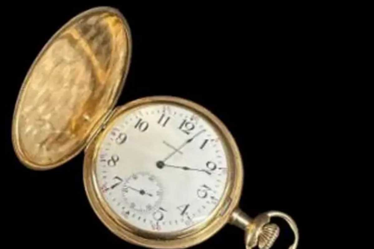 Часы пассажира "Титаника" продали на аукционе за 1,38 млн. евро
