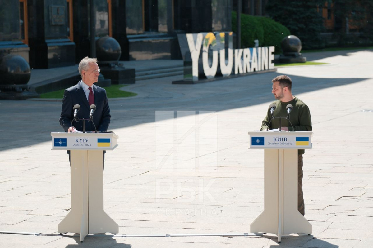 NATO Baş katibi gözlənilmədən Kiyevə səfər edib