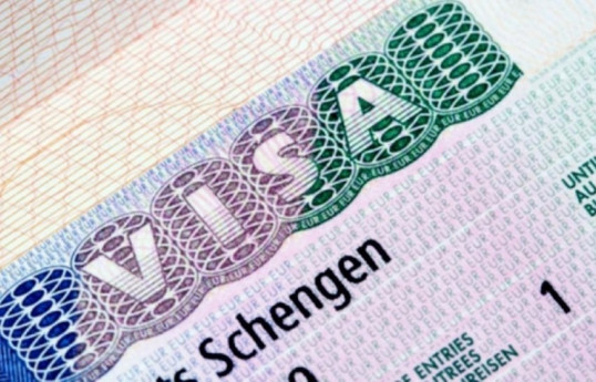 Macarıstanın Şengen zonasından çıxarılması tələb edilib