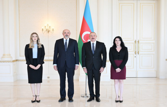 Prezident Avstraliyanın yeni təyin olunmuş səfirinin etimadnaməsini qəbul edib
