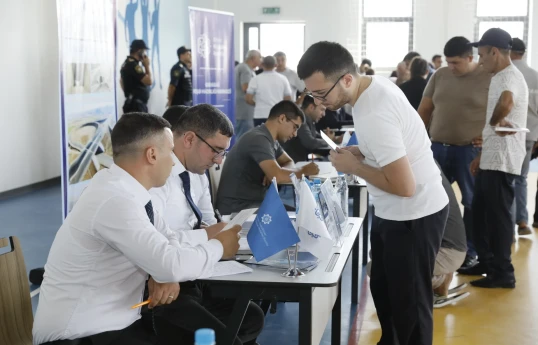 Füzulidə növbəti əmək yarmarkası təşkil edilib