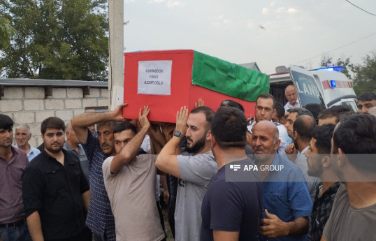 İki il əvvəl Laçında itkin düşmüş hərbçinin nəşi Ağdamda ailəsinə təhvil verilib - FOTO 