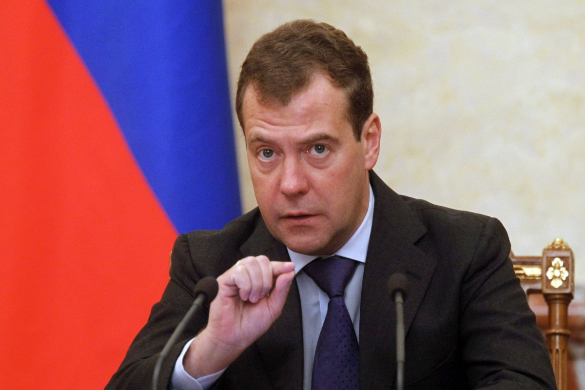 Medvedev Ukrayna ordusunun Kurskdakı hərəkətlərindən dərs almağa çağırıb