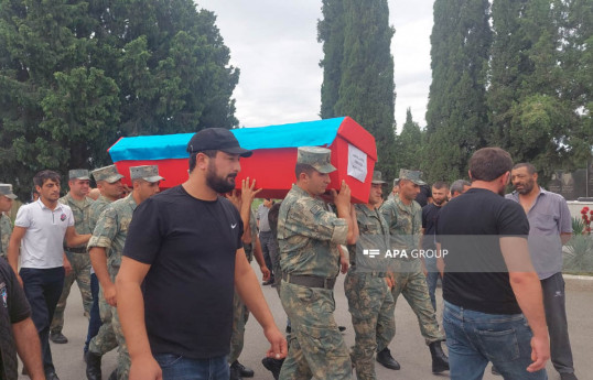 İki il əvvəl Laçında itkin düşmüş hərbçi Firdovsi Abdullayev Gəncədə dəfn edilib - FOTO  - YENİLƏNİB 