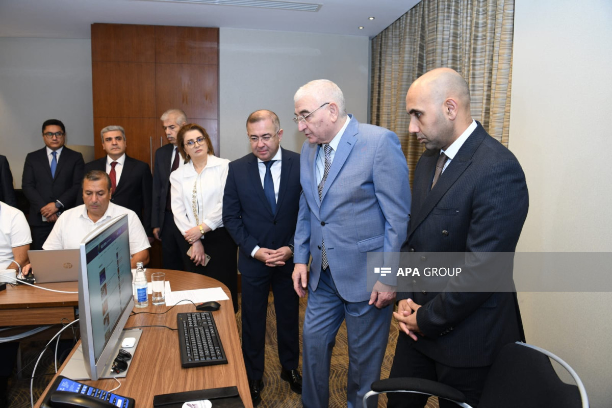 Məzahir Pənahov MSK-nın Müstəqil Media Mərkəzinə baxış keçirib - FOTO 