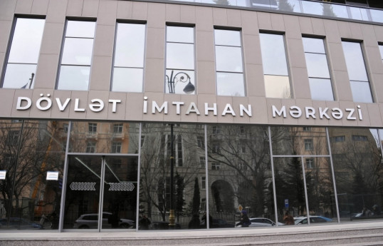 Dövlət qulluğuna qəbul imtahanında bir nəfərdə xüsusi qurğu aşkarlanıb  - FOTO 