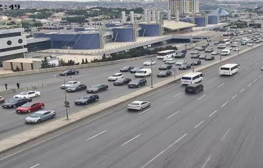 Bakıda sıxlıq müşahidə olunan yollar 