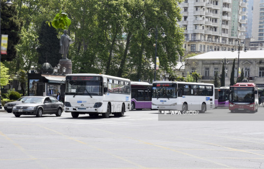 Azərbaycanda avtomobil nəqliyyatı ilə yük və sərnişin daşımaları artıb