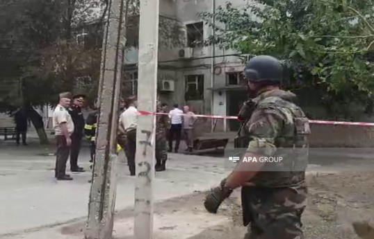 Sumqayıtda qumbara partlayıb, 66 yaşlı kişi ölüb, partlayış olan mənzildə 3 mərmi tapılıb - FOTO  - YENİLƏNİB-1 