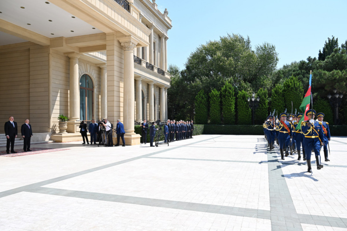 Rusiya Prezidentinin rəsmi qarşılanma mərasimi olub