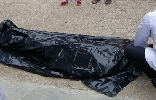 Göyçayda avtomobilin içində meyit aşkarlanıb